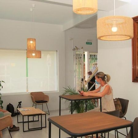 Hostal Tropical Μοτρίλ Εξωτερικό φωτογραφία