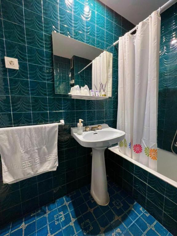 Hostal Tropical Μοτρίλ Εξωτερικό φωτογραφία