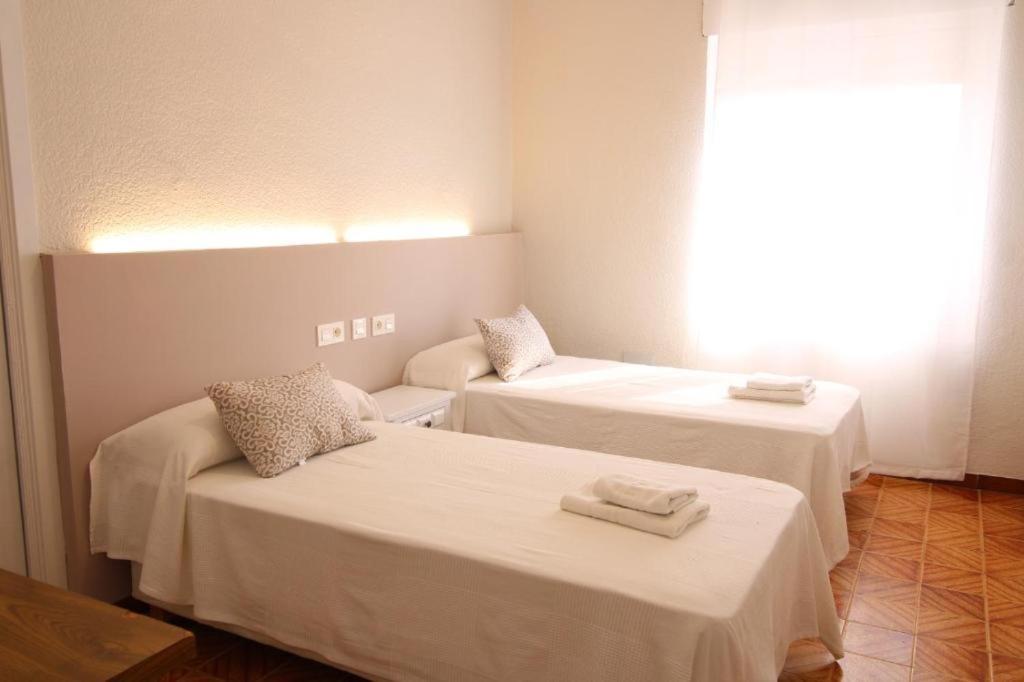 Hostal Tropical Μοτρίλ Εξωτερικό φωτογραφία