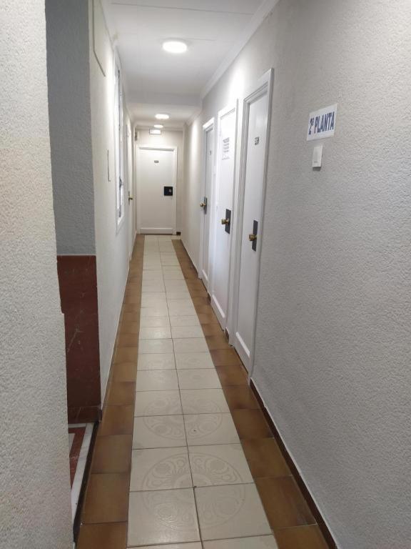 Hostal Tropical Μοτρίλ Εξωτερικό φωτογραφία