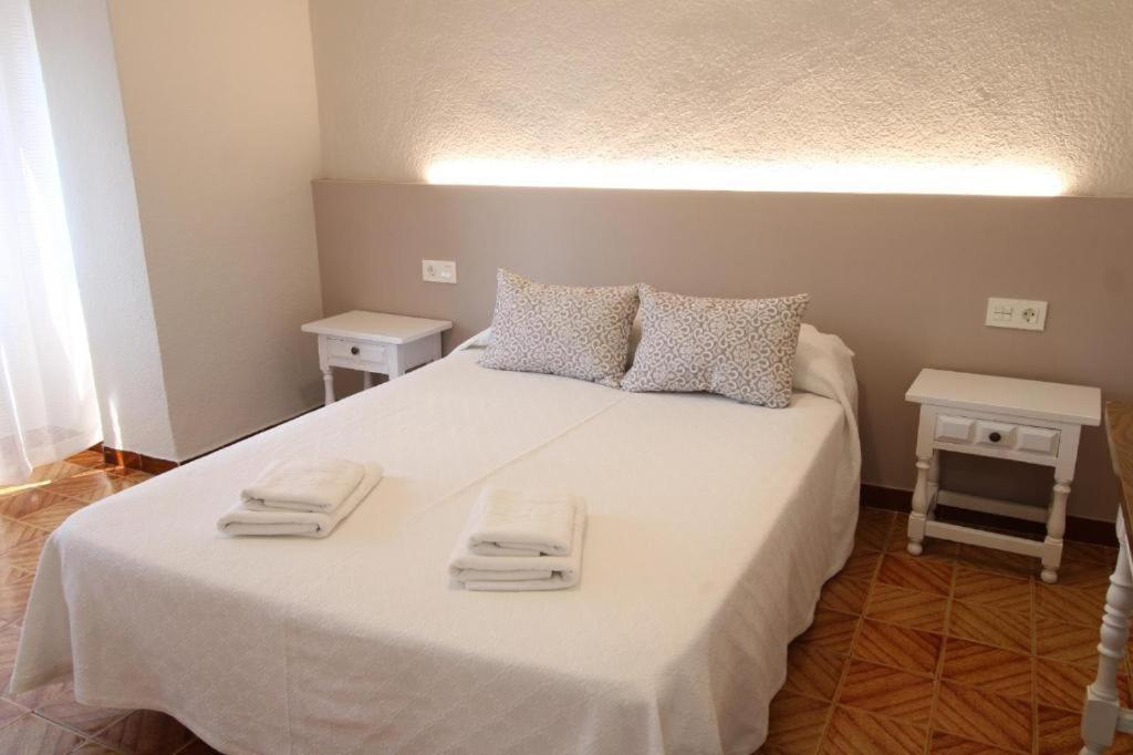Hostal Tropical Μοτρίλ Εξωτερικό φωτογραφία
