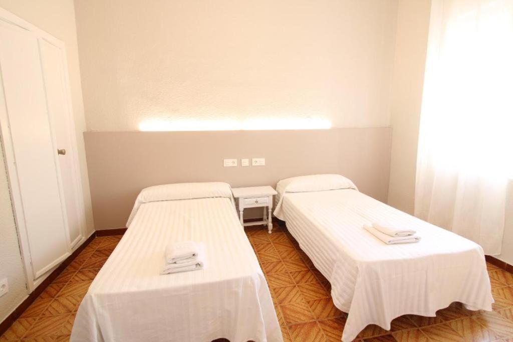 Hostal Tropical Μοτρίλ Εξωτερικό φωτογραφία
